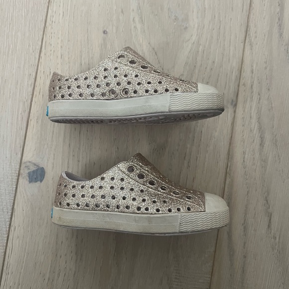 Native Shoes- gold sparkle with beige soles. Size C5 (Baby 5) - Picture 2 of 5